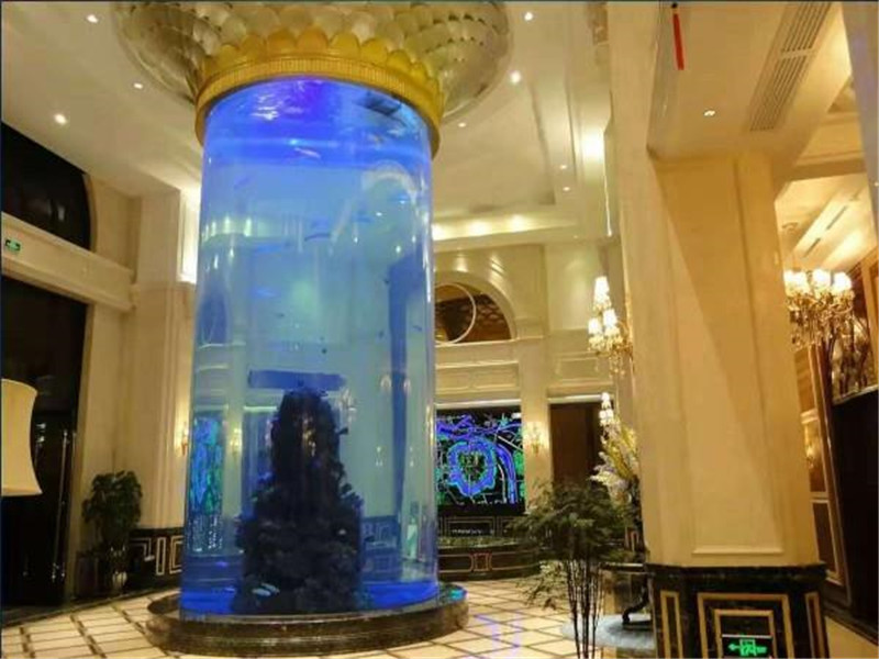星级酒店亚克力圆柱缸已经施工完成